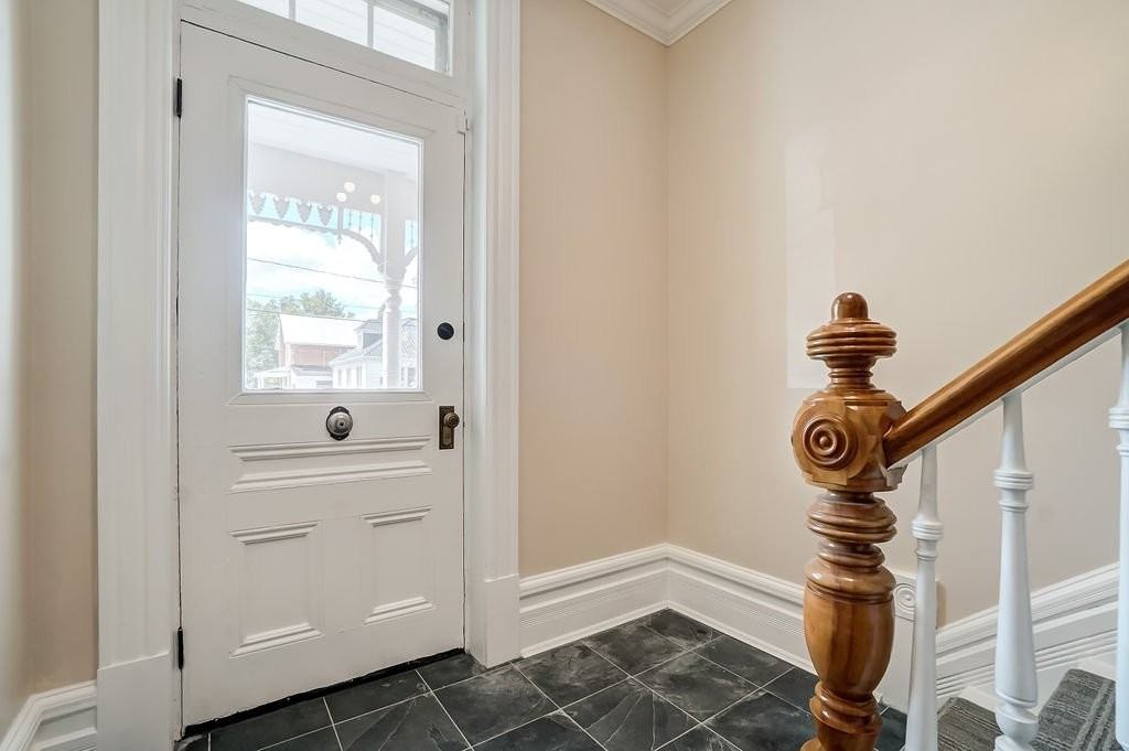 217 Thomas St #2 - Photo 3 of 20