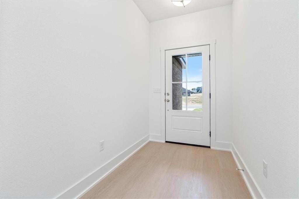 7004 Sw Orange Ave - Photo 3 of 22