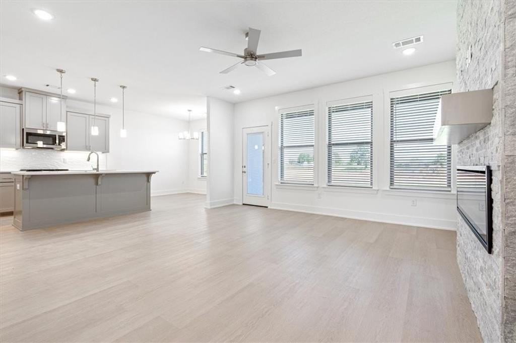 7004 Sw Orange Ave - Photo 7 of 22