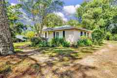 703 Belrose Ave - Photo 1 of 1