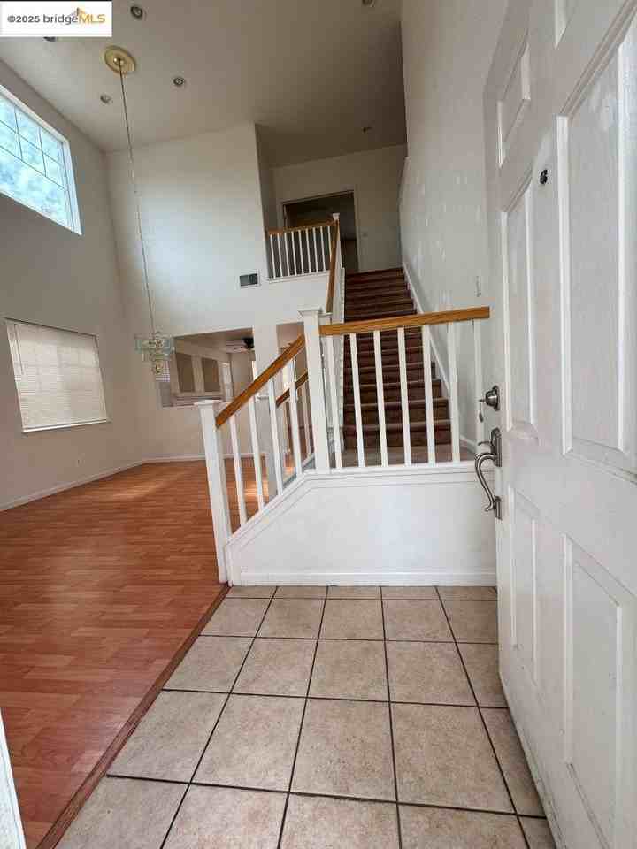 645 Rockspray Cir - Photo 3 of 31