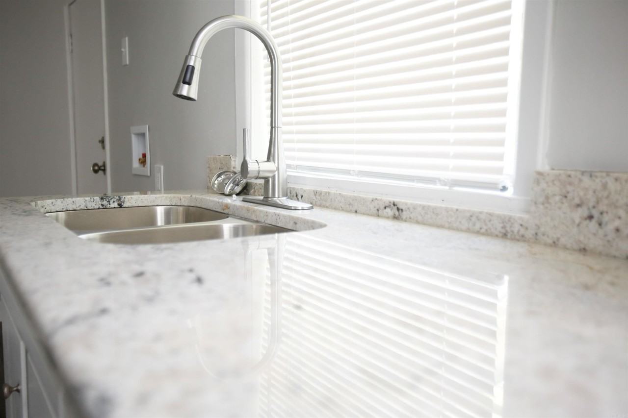 4903 W 28th St - Photo 5 of 10