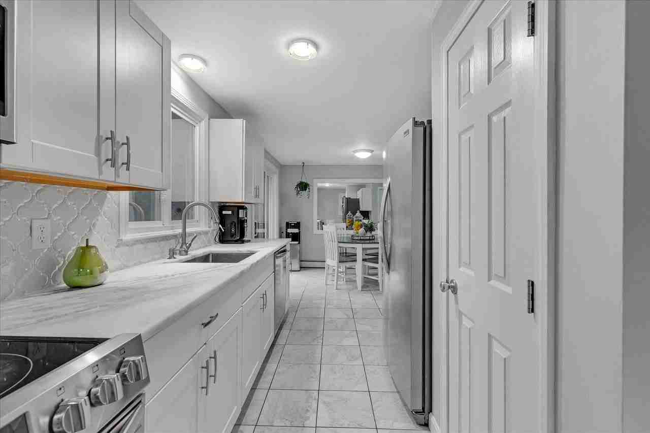 27 Avery Rd - Photo 7 of 20