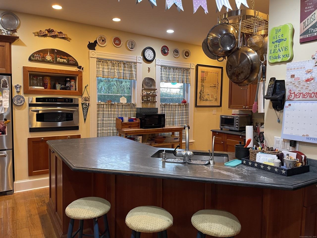 126 East Ave - Photo 5 of 14