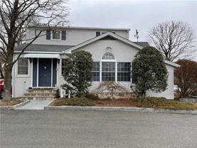 31 Ledge Ave #2 - Photo 1 of 1