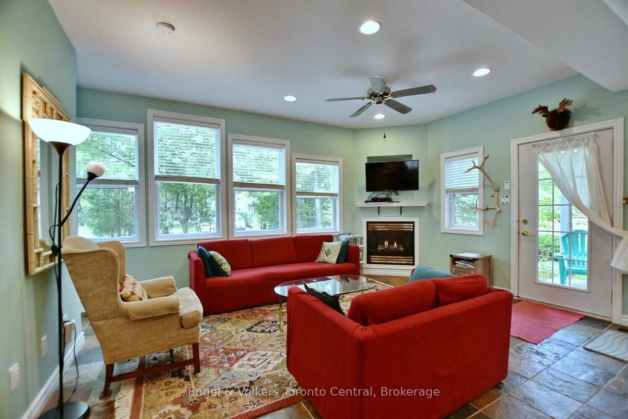 21 47th St N - Photo 3 of 25