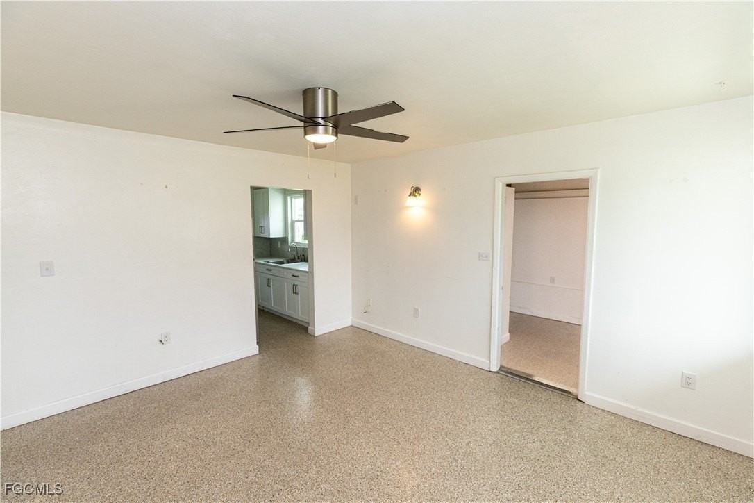 21043 Bersell Ave - Photo 6 of 15