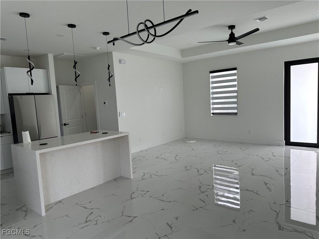 1825 Ne 20th Ter - Photo 4 of 16