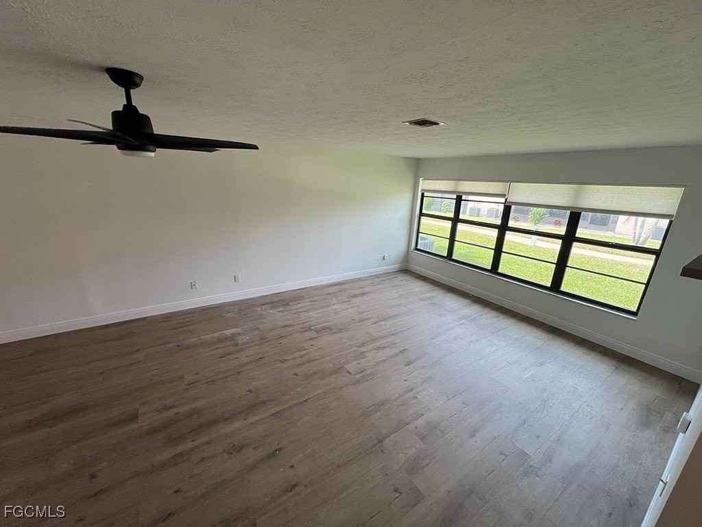 3906 Se 11th Pl Apt 606 #606 - Photo 7 of 9