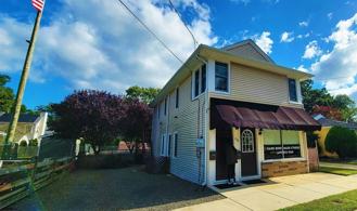 239 Roosevelt Ave - Photo 1 of 1