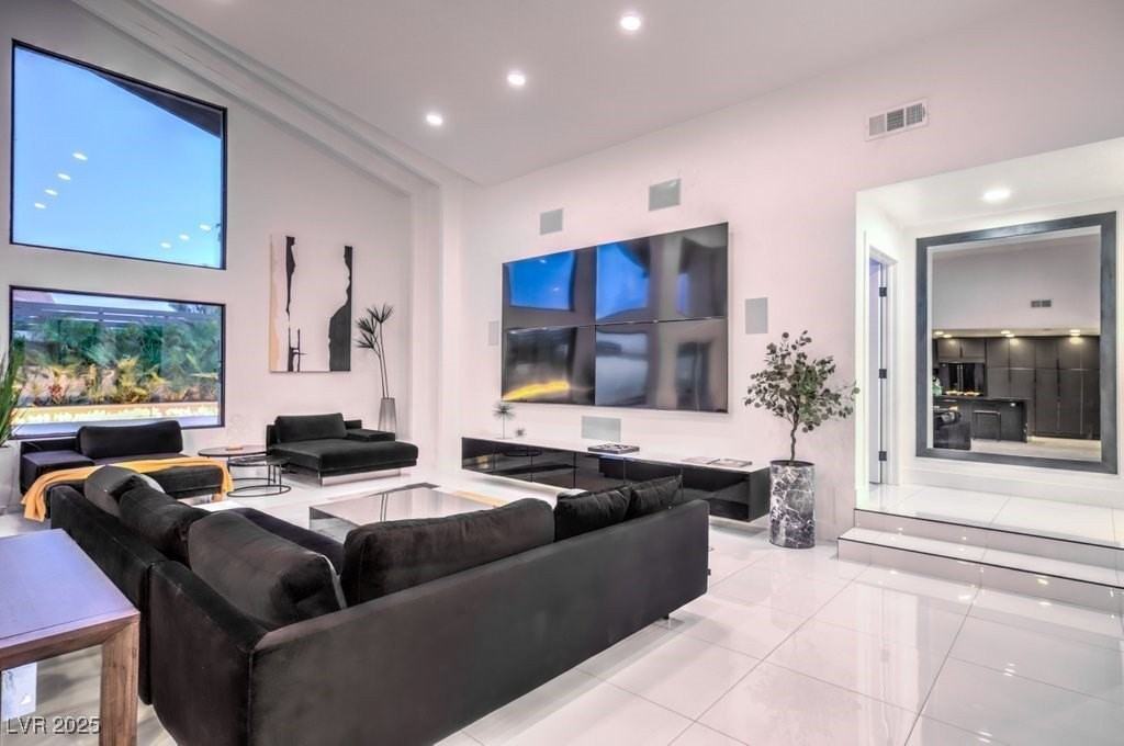 5785 Edna Ave - Photo 6 of 50