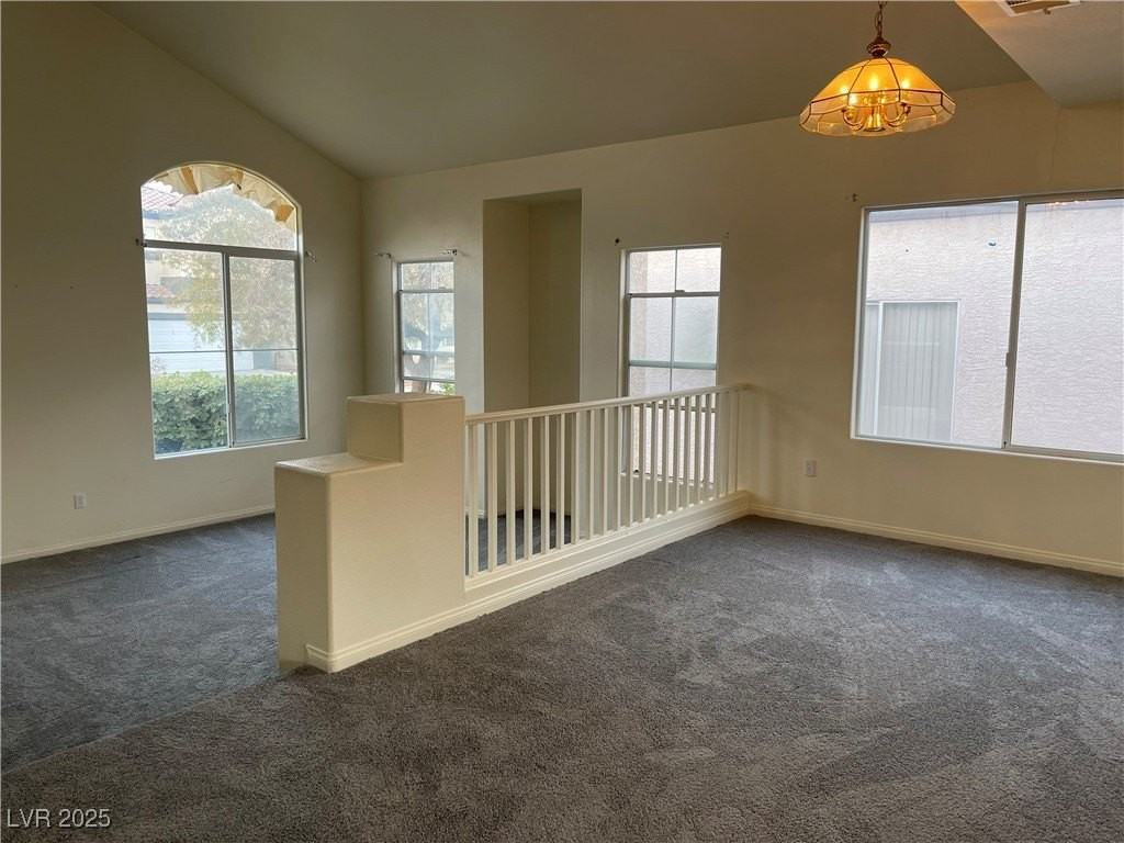 191 Tayman Park Ave - Photo 2 of 14