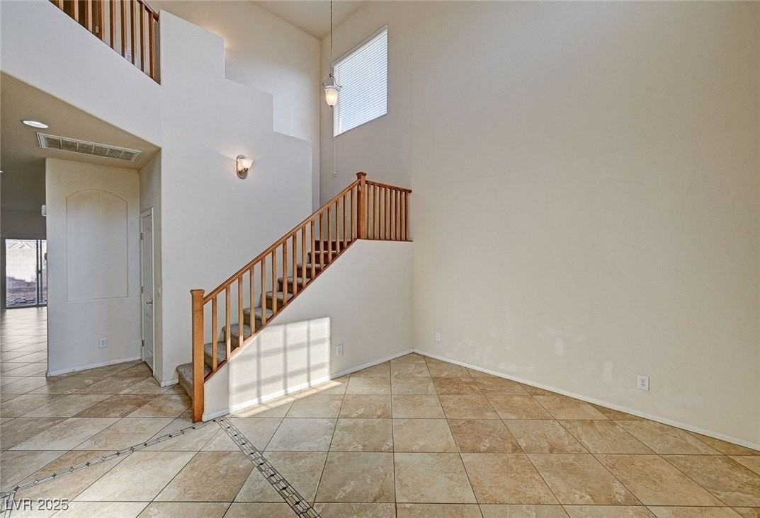 5536 Danforth Ave - Photo 3 of 50