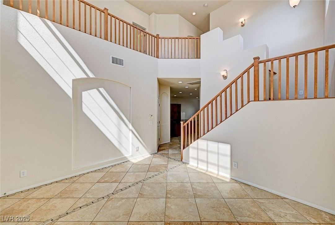 5536 Danforth Ave - Photo 6 of 50