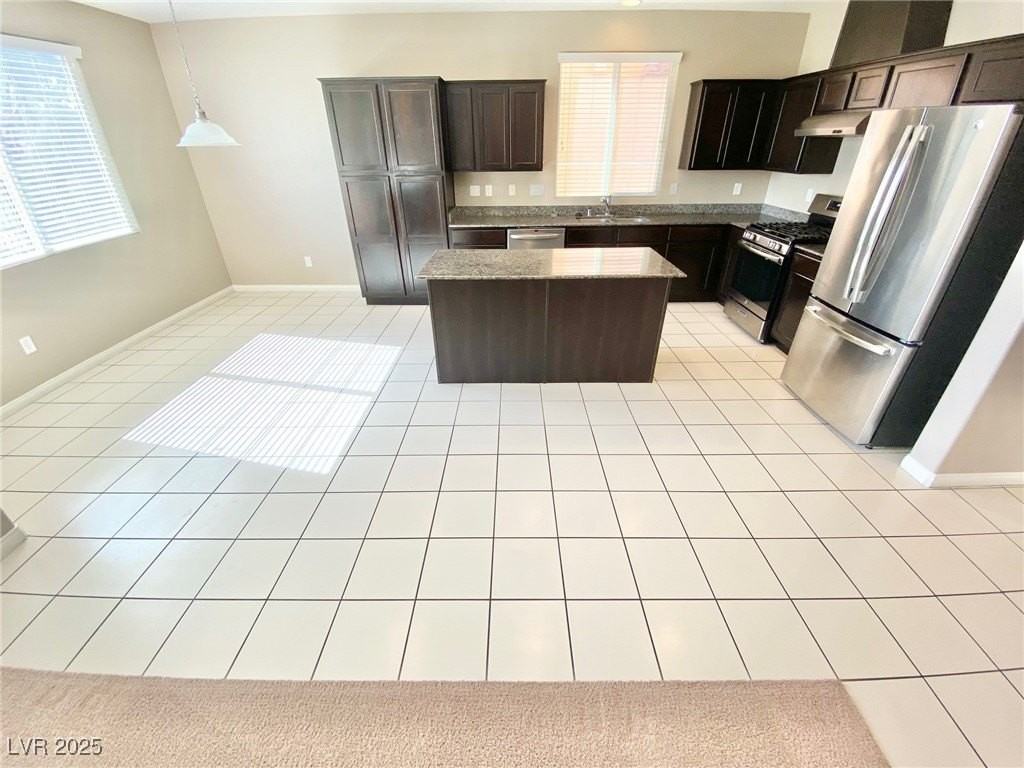 81 Avenza Dr - Photo 5 of 27