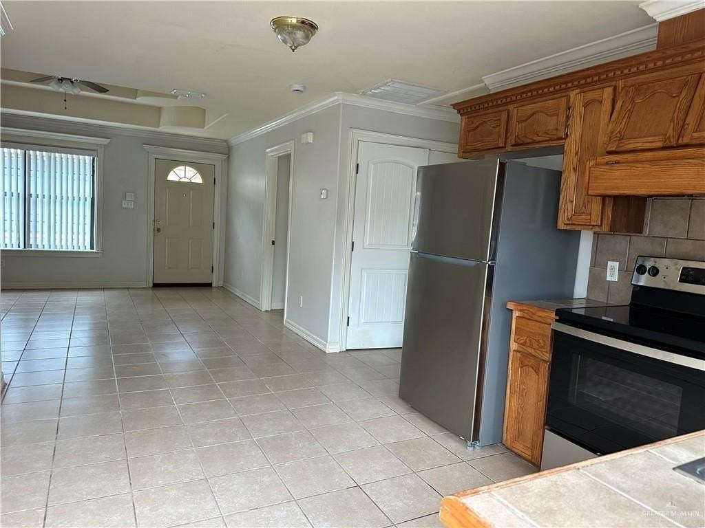 1504 E Quail St - Photo 4 of 12