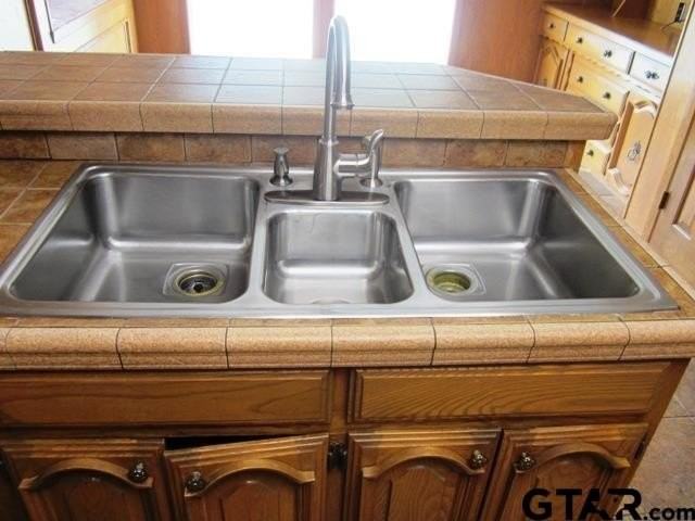 401 Woodland Hills Dr - Photo 7 of 24