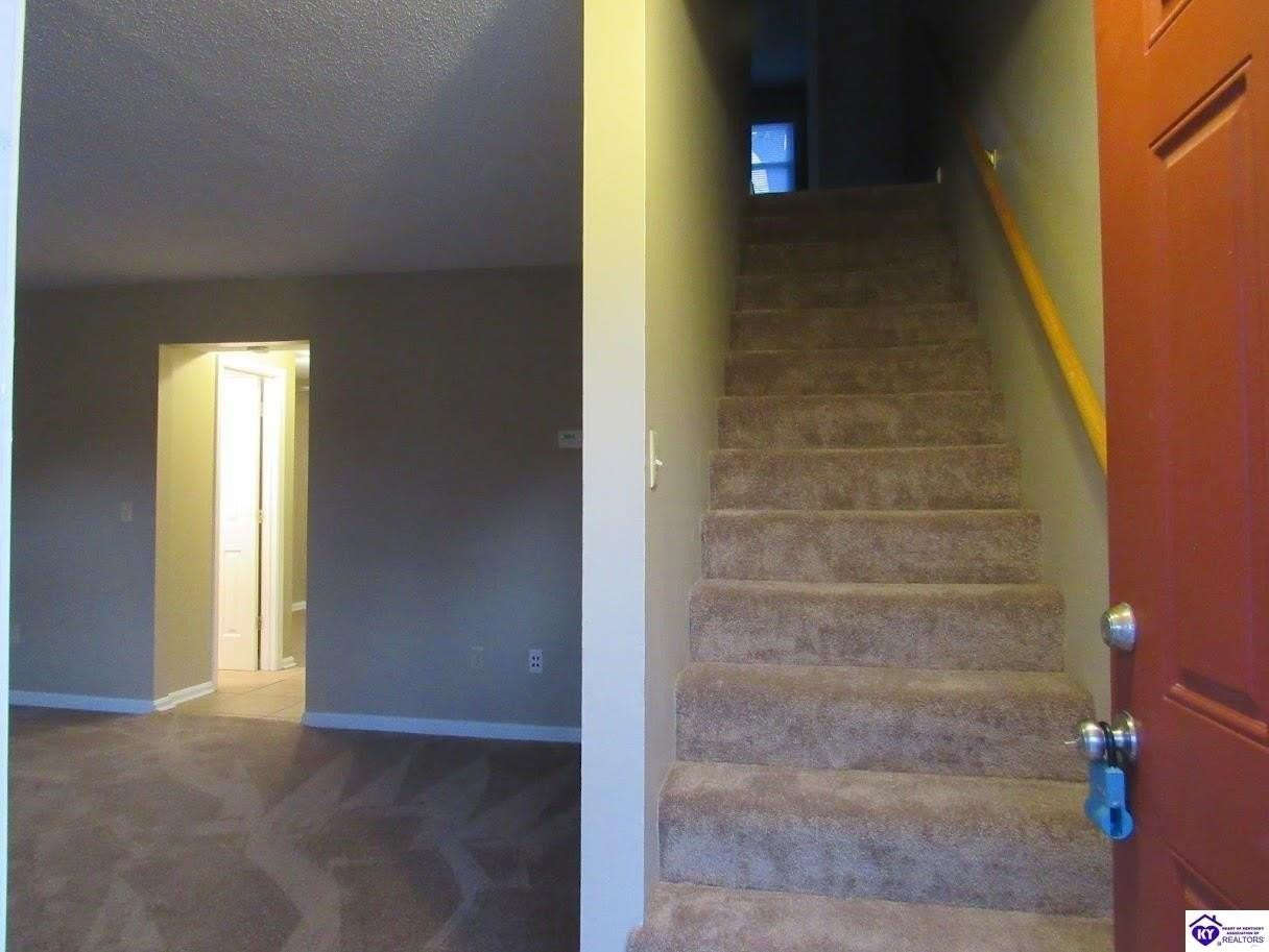 300 Berkley Ct #3 - Photo 5 of 11