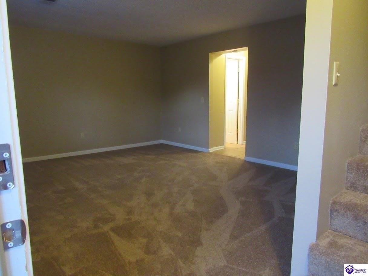 300 Berkley Ct #3 - Photo 6 of 11