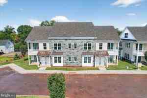 featured image of Ash Ct