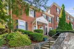 2836 S Abingdon St - Photo 1 of 1