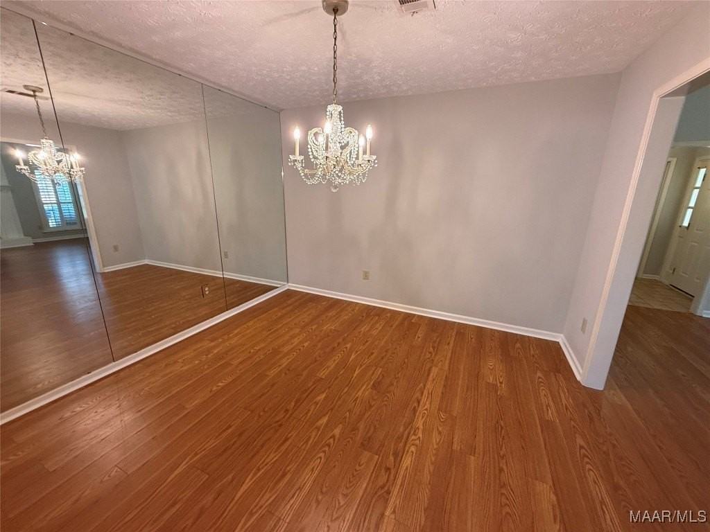 3204 Gatsby Ln - Photo 7 of 25