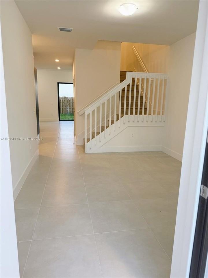 18974 SW 345th Ter #189 - Photo 3 of 14