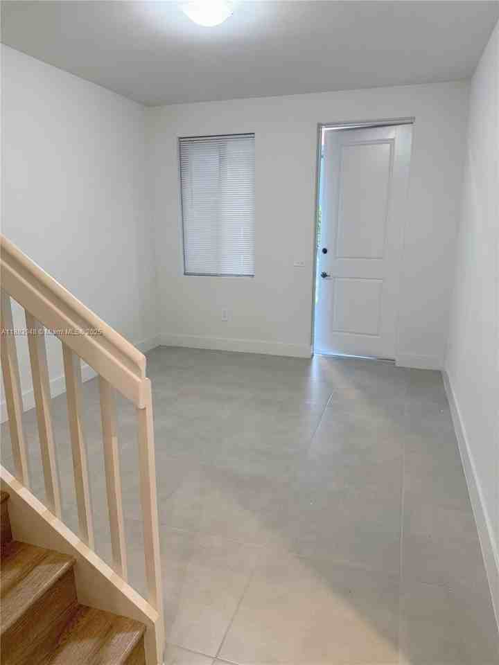 18974 SW 345th Ter #189 - Photo 4 of 14