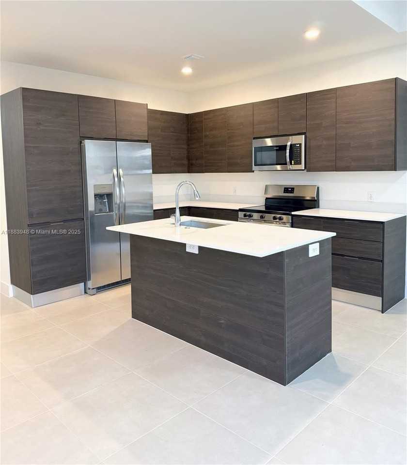 18974 SW 345th Ter #189 - Photo 5 of 14