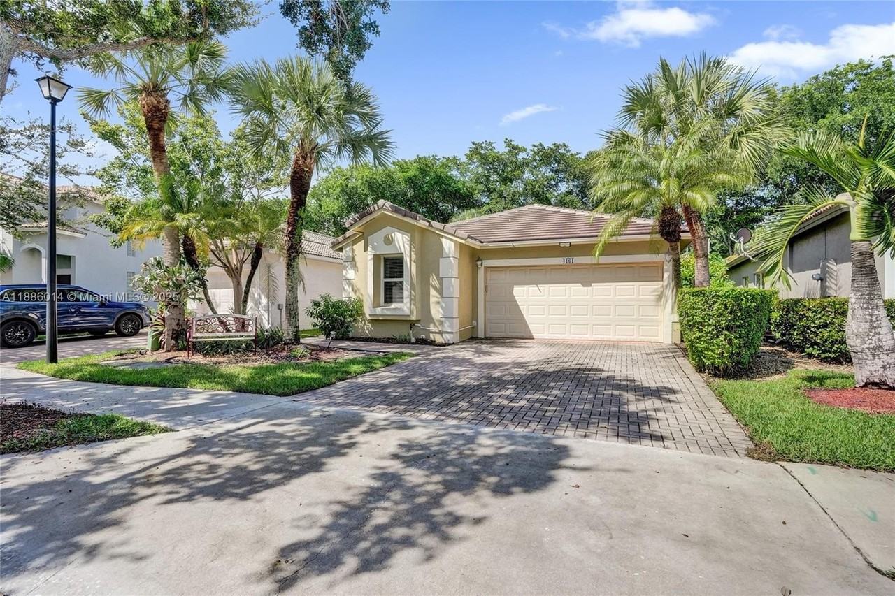 4161 Sapphire Terrace