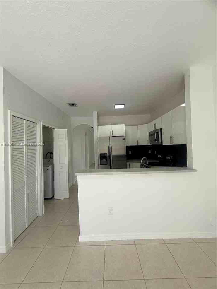 12254 Sw 215th Ter #12254 - Photo 7 of 22