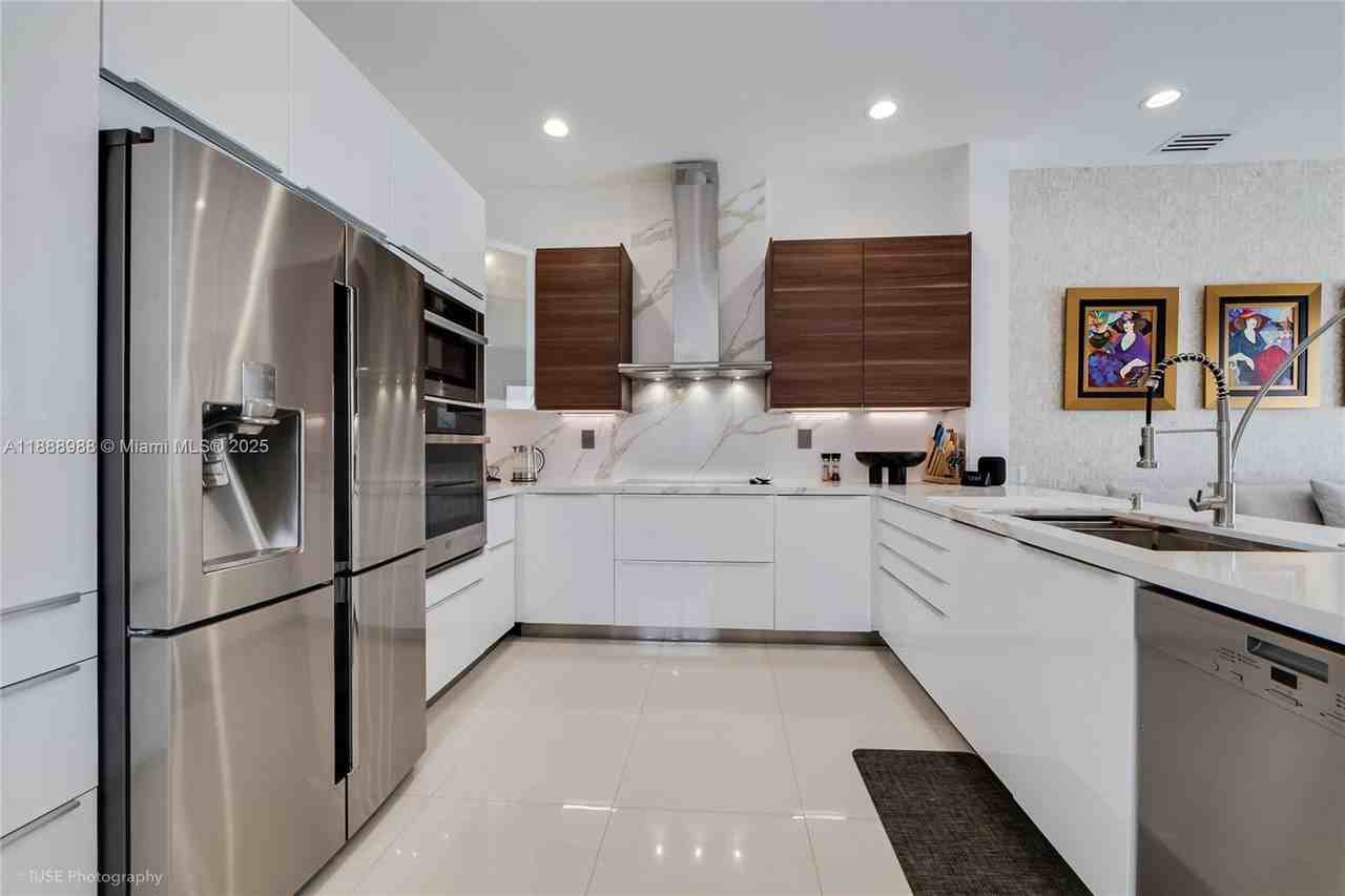 6236 Sw 26th St - Photo 6 of 25