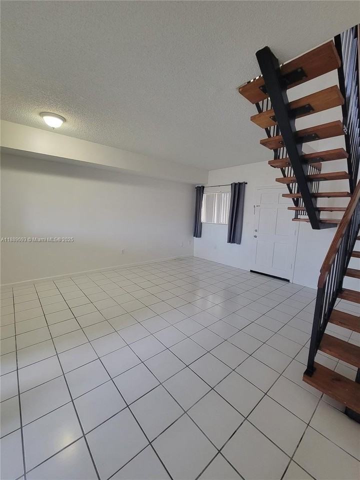 355 E 33rd St #203 - Photo 3 of 13