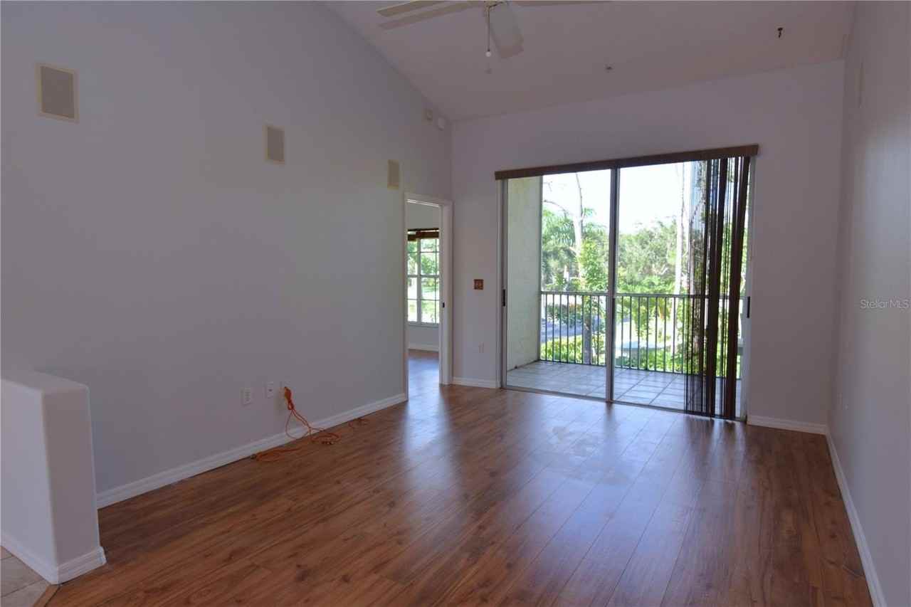 8355 Glenrose Way #120 - Photo 5 of 37