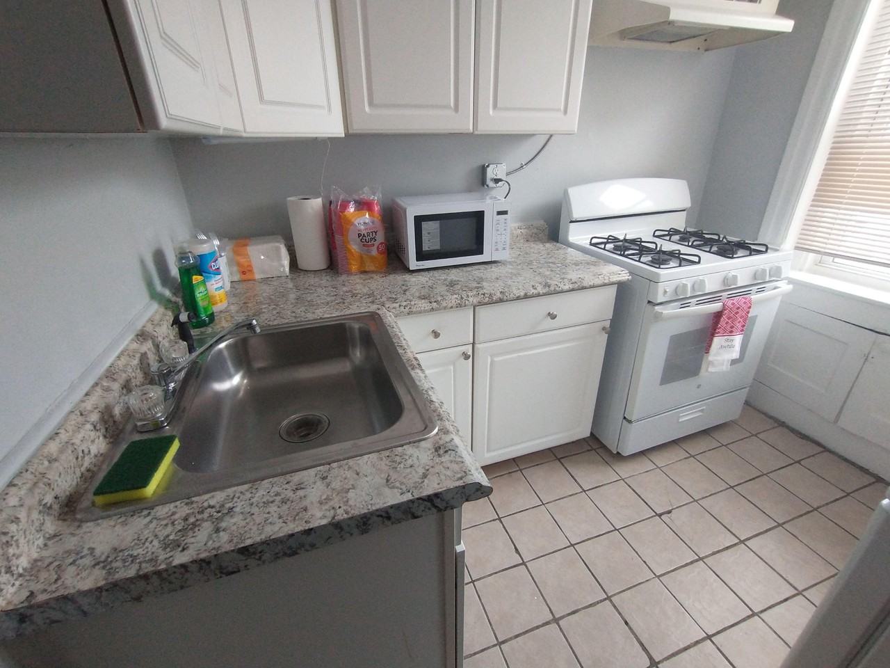 Dolphin St - Photo 7 of 14