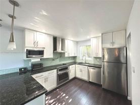 1280 Ne 38th St #1280A - Photo 1 of 1