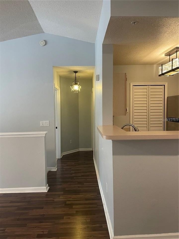 4340 S Kirkman Rd #902 - Photo 4 of 24