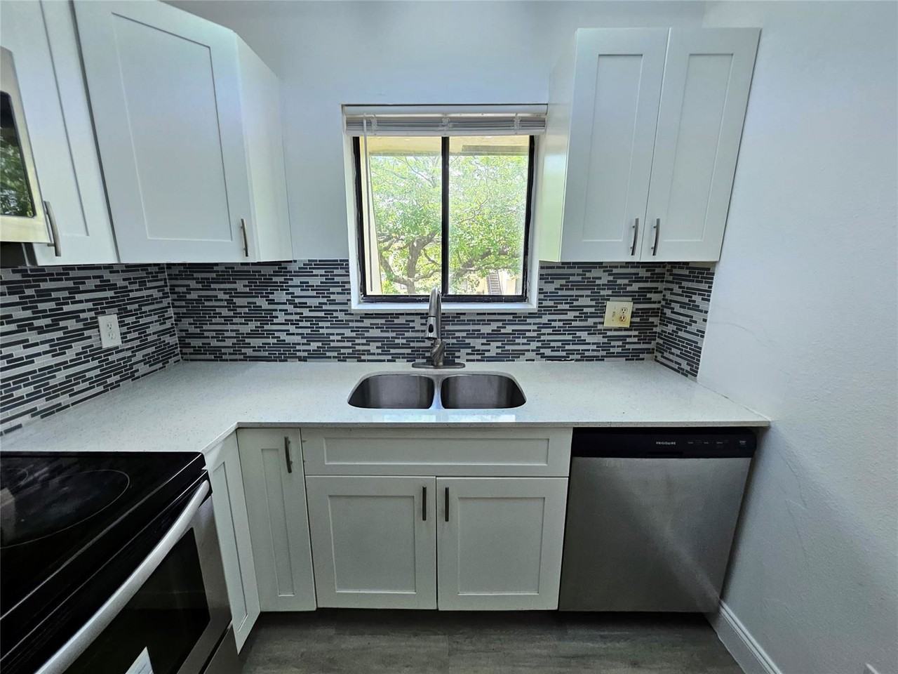 1045 S Flagler Ave #716A - Photo 4 of 8