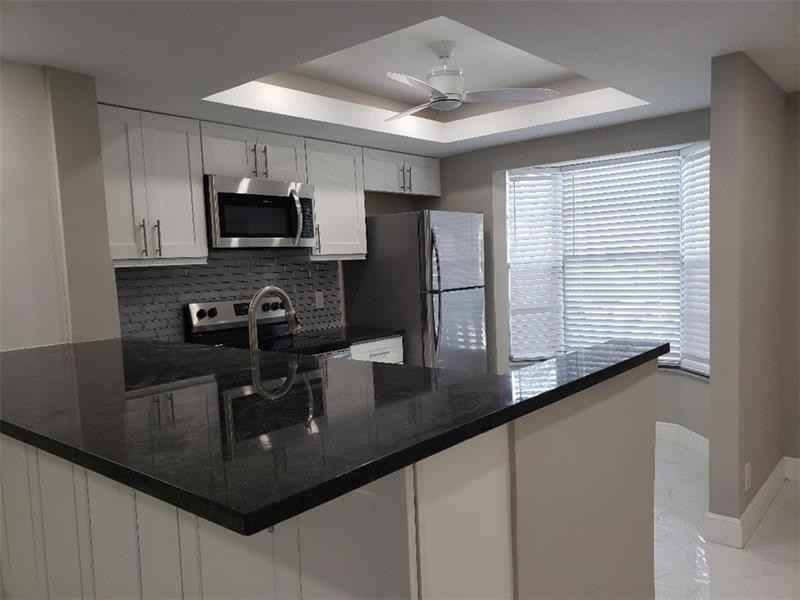 93 Sw 3rd St #93A - Photo 2 of 8