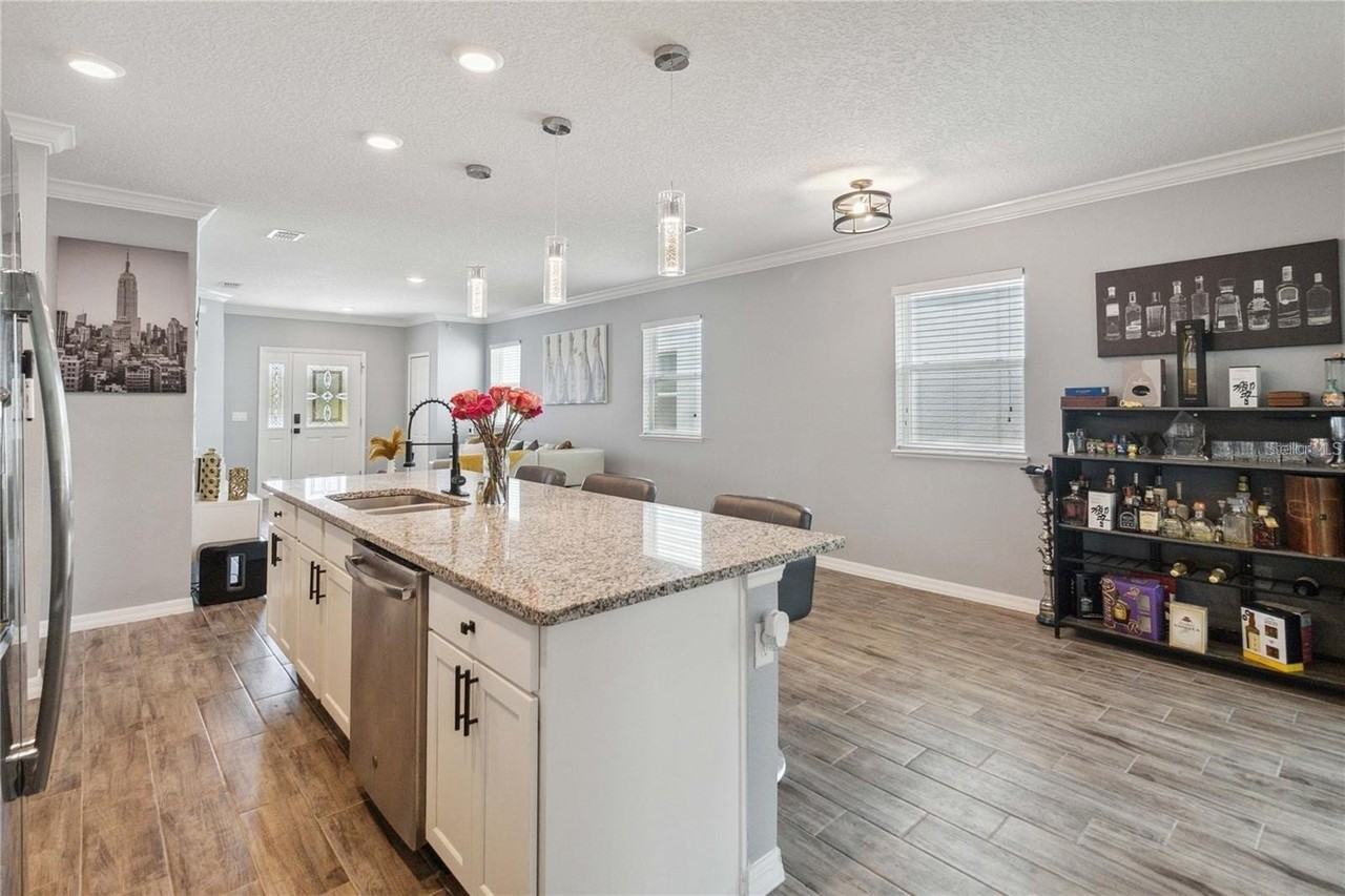 2281 Canyon Breeze Ave - Photo 7 of 28