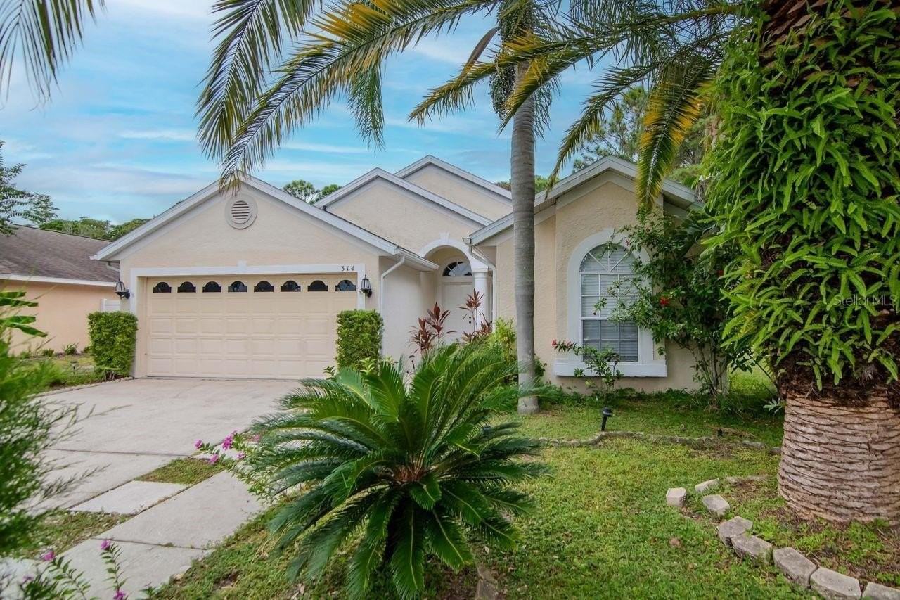 314 Fountainview Cir - Photo 2 of 36