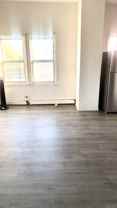 612 College Point Blvd - Photo 1 of 1