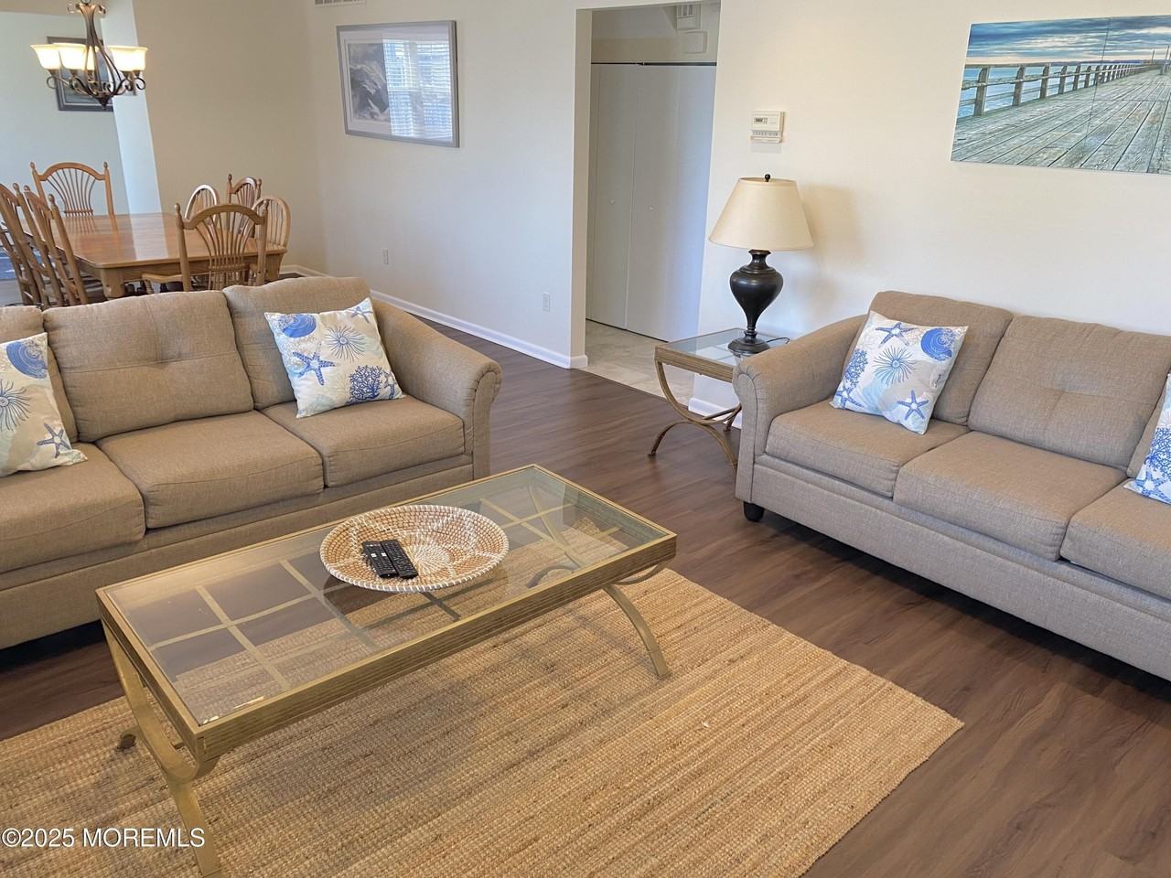 19 Diane Ln - Photo 6 of 43