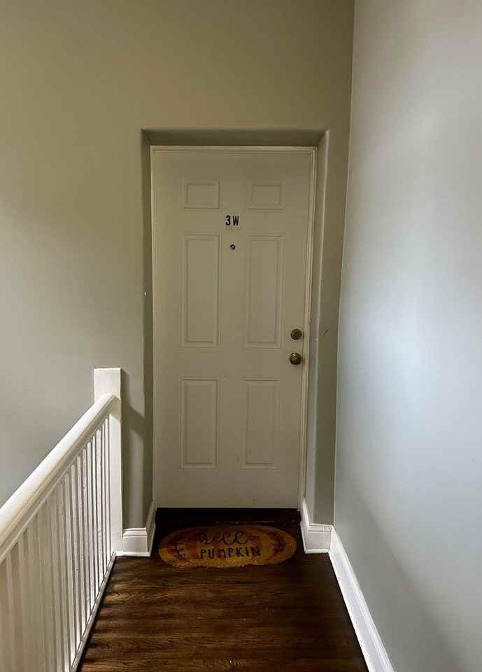 941 E Marquette Rd #3W - Photo 3 of 10