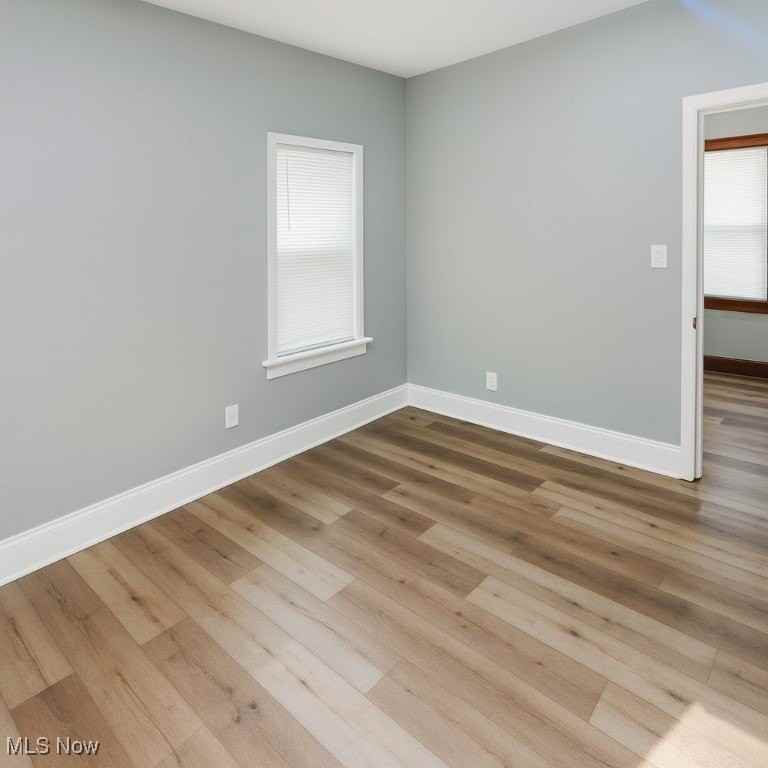 9504 Cardwell Ave - Photo 6 of 11