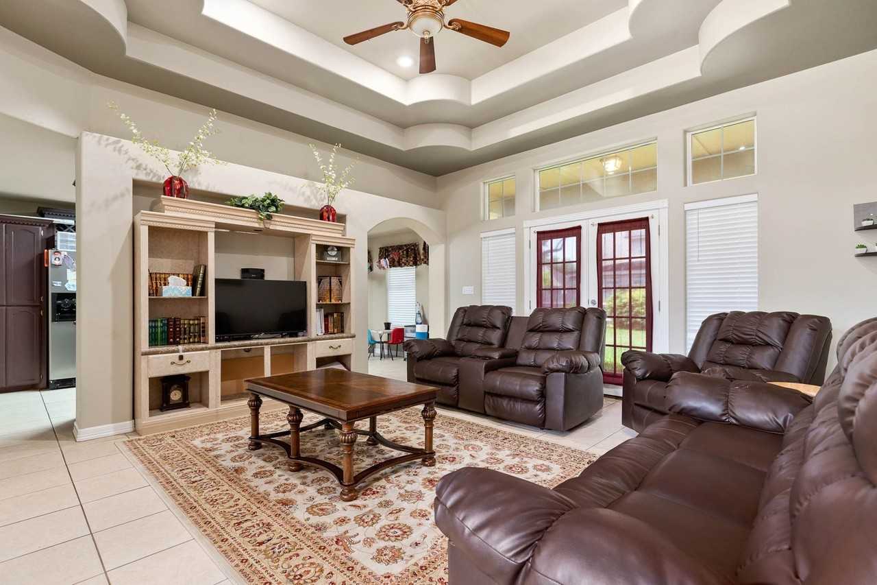 1311 Ima St - Photo 5 of 10