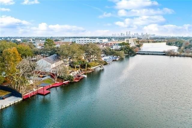 9 Park Island Dr - Photo 2 of 37