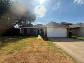5210 Manhassett Dr - Photo 1 of 1