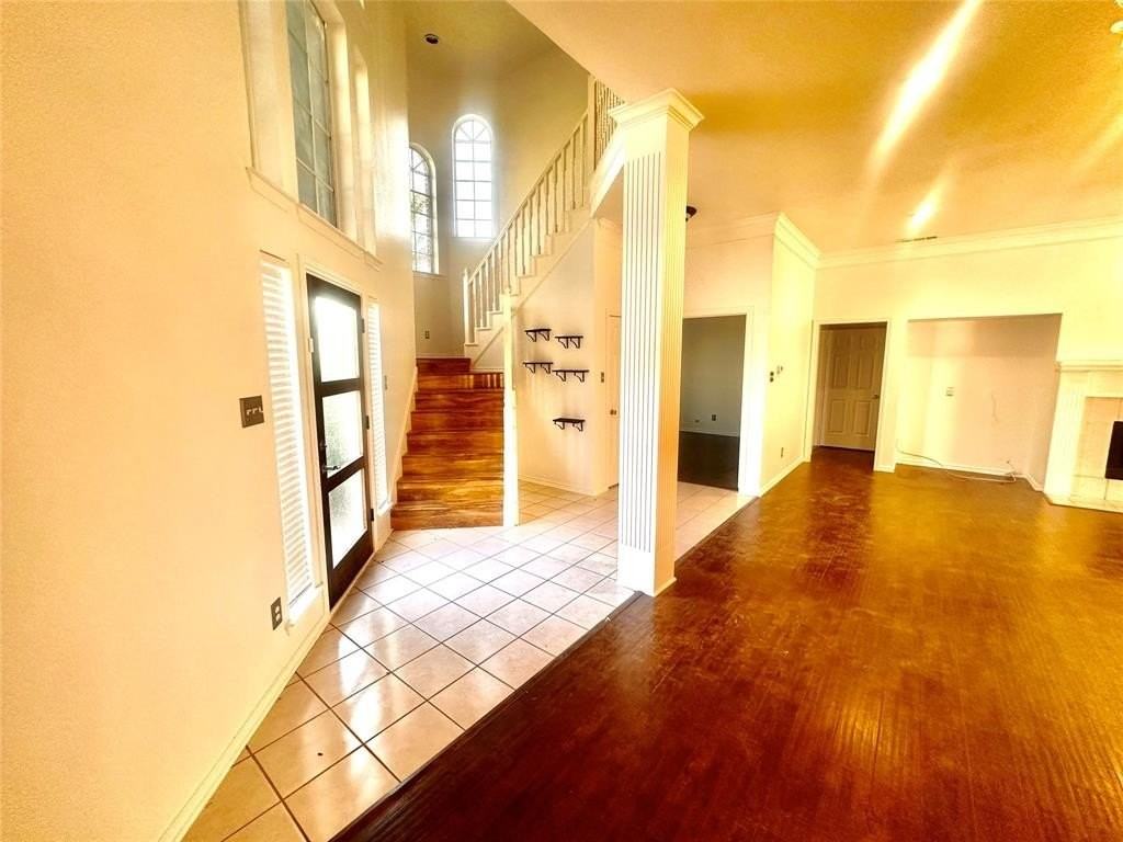 4621 Lakepointe Ave - Photo 3 of 22