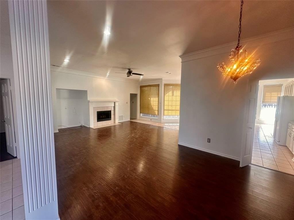 4621 Lakepointe Ave - Photo 5 of 22